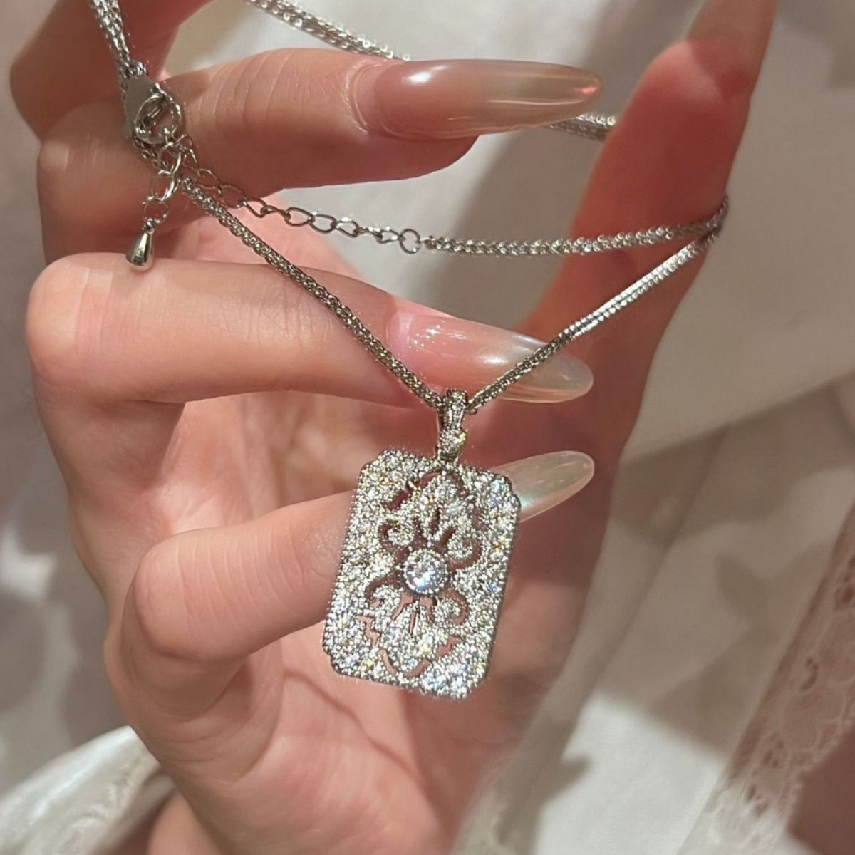Gold-plated plain pendant