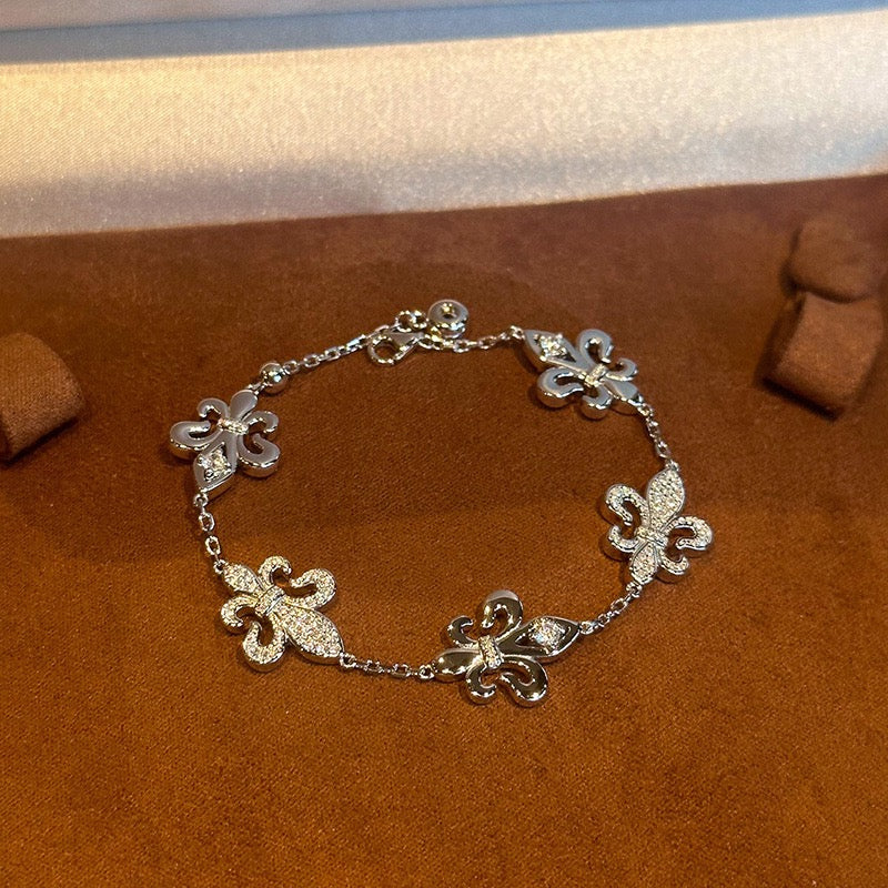 Iris crushed-diamond bracelet