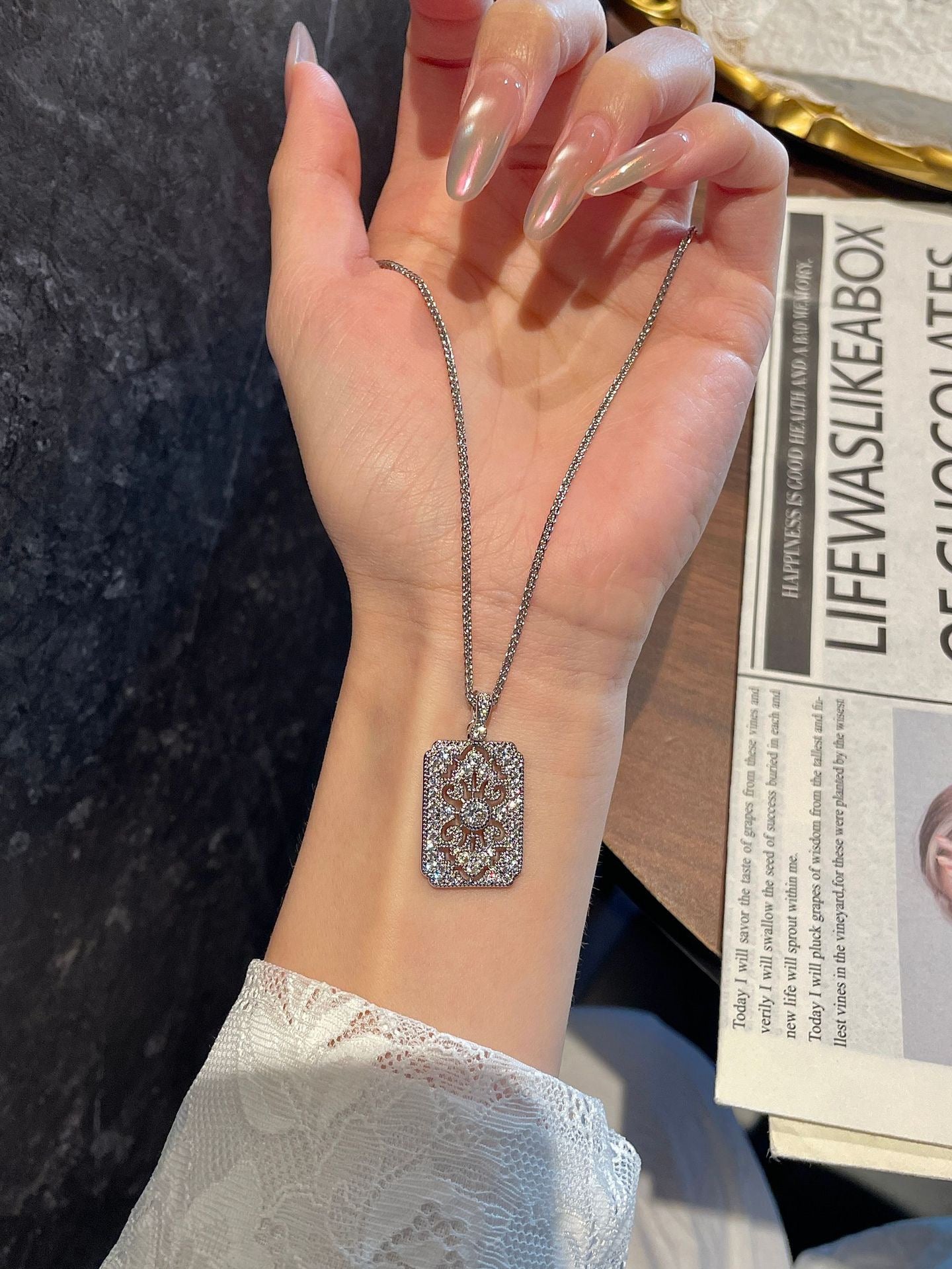 Gold-plated plain pendant